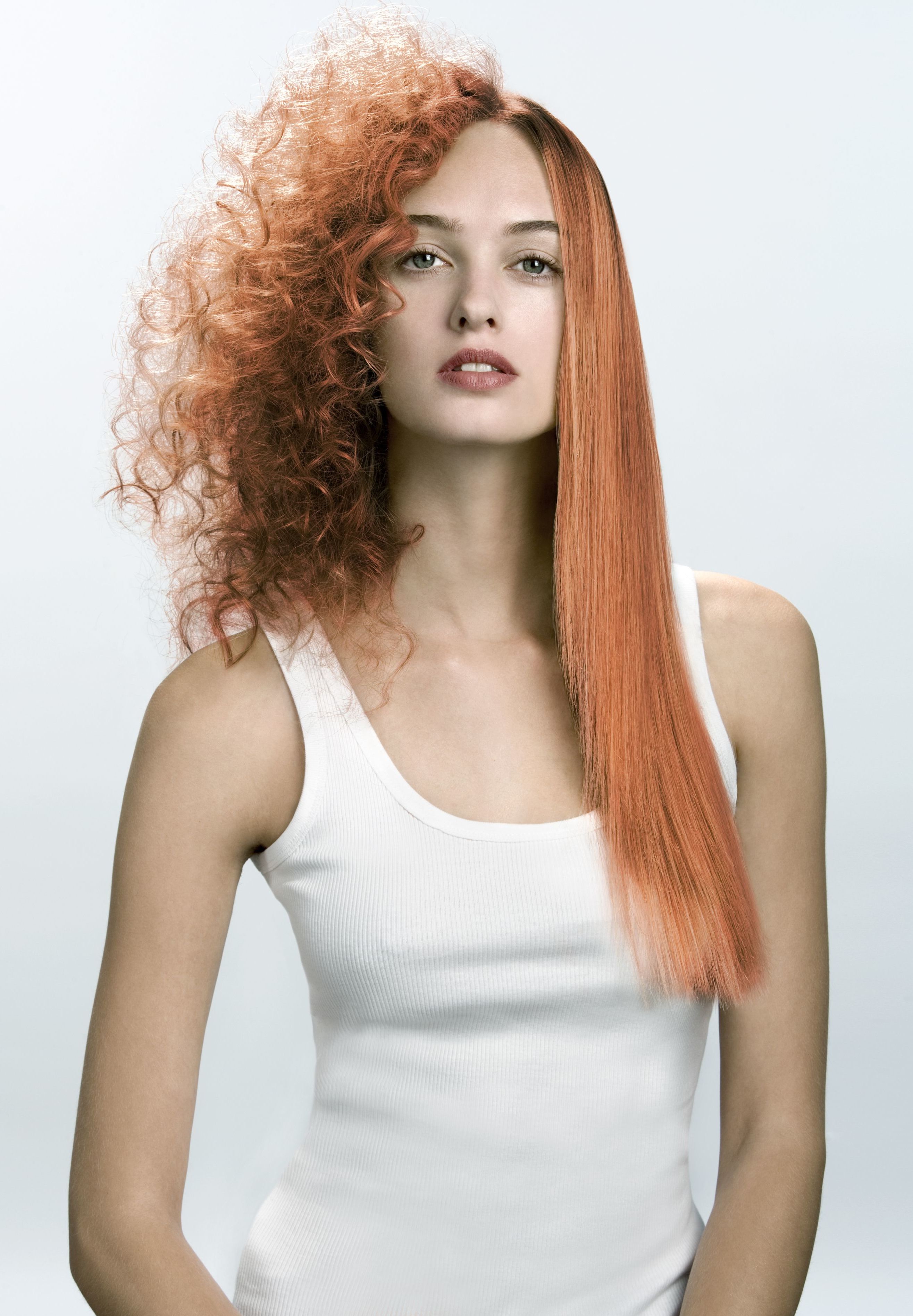 Frisur Hält Nicht Lange : Klassische, Lange Frisur Für Dunkelblondes Haar Mit Hellen Akzenten