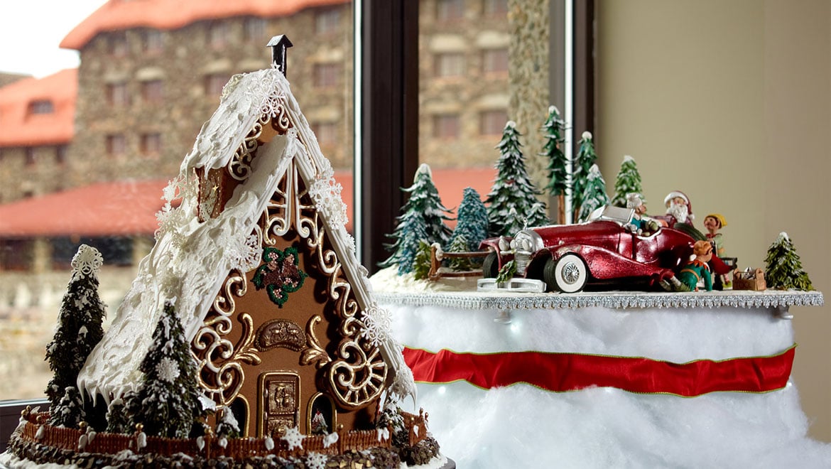 Lassen Sie die Bastelideen für Adventskalender und Kränze in der Vergangenheit und schaffen Sie ein Traumhaus aus Lebkuchen für Weihnachten!
