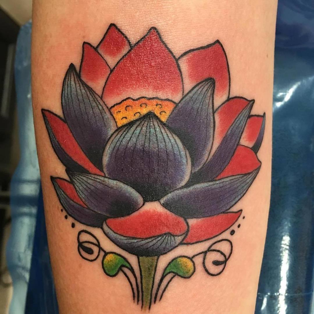 Lotusblume Tattoo Design