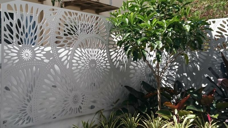 Sichtschutz Garten Zaun aus Cortenstahl Laserschnitt