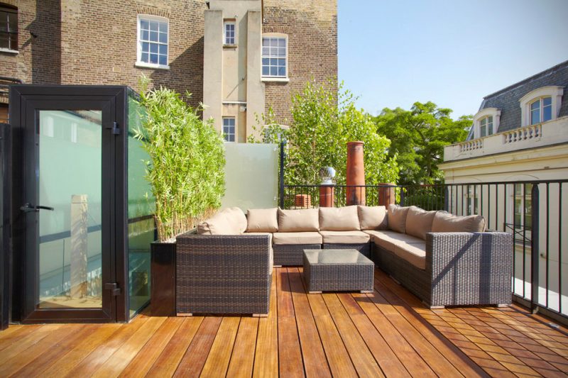 Die Wunderwerke der großen Stadt: Die moderne Terrassengestaltung auf