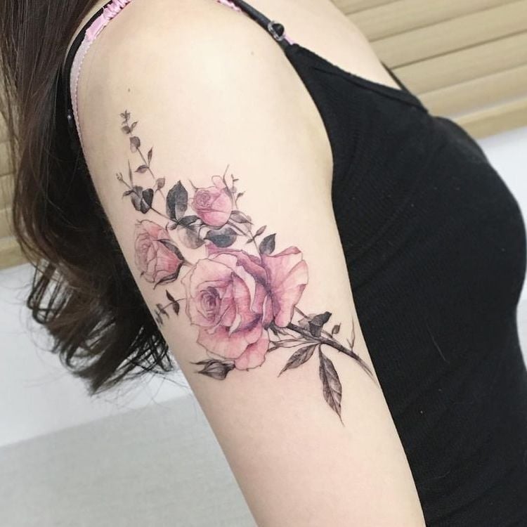 Rosafarbene Rosen Tattoo Ispirationen
