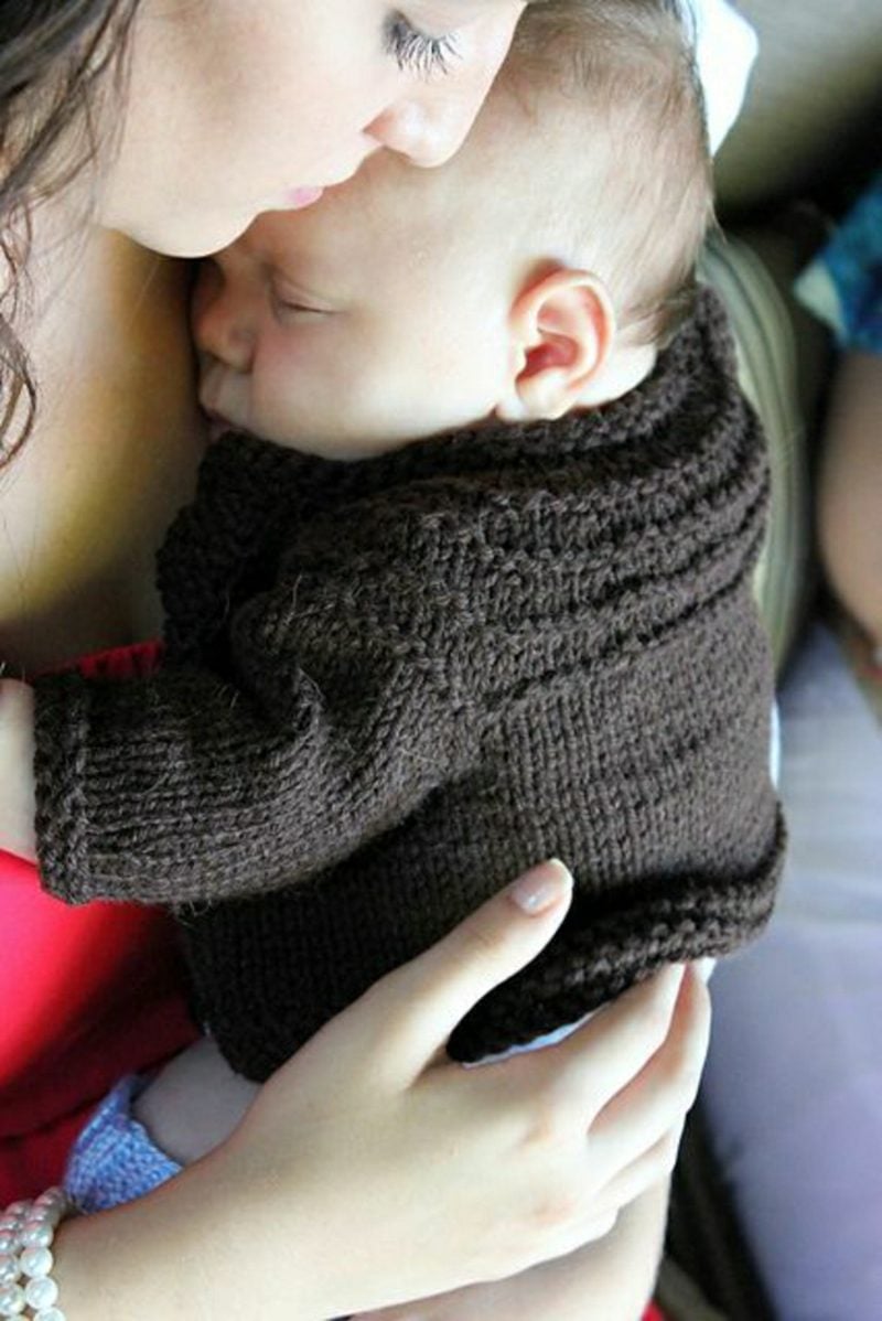 Baby Pullover stricken warm dunkelbraun