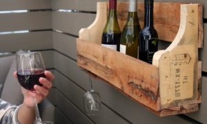 Weinregal selber bauen praktisch Paletten