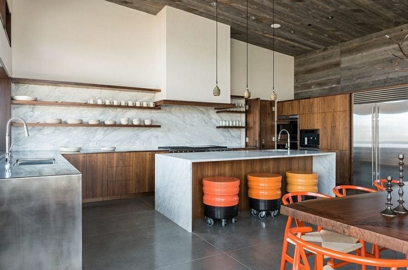 Küchenregale minimalistisch stilvoll