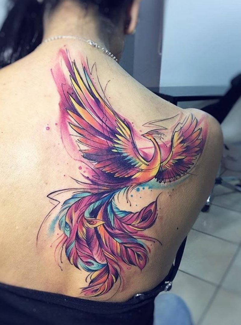 Phönix Tattoo Schulter Rücken Wasserfarben
