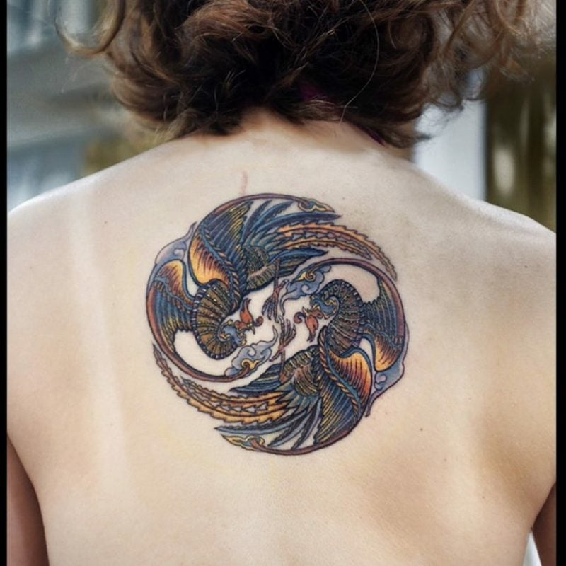 Phönix Tattoo Kreis Rücken
