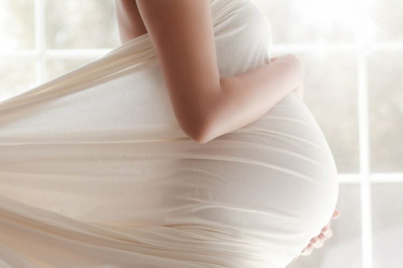 Schwangerschaftsfotos aufnehmen Fotoshooting Ideen