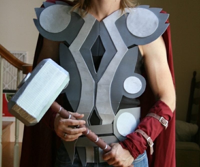 Halloween Kostüme Herren Superheld Verkleidung Karton Thor