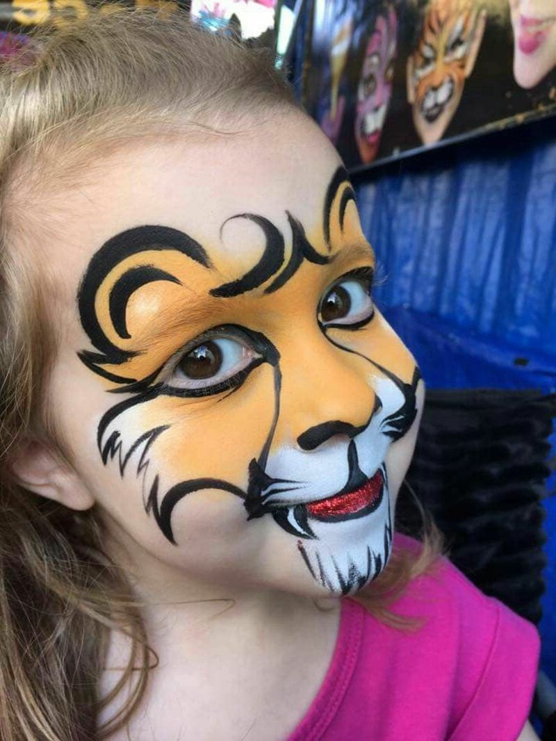 Halloween Schminken Kinder Tiger kleines Mädchen
