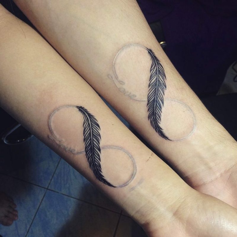 Tattoo Unendlichkeitszeichen tolles Design für Freunde oder Paare