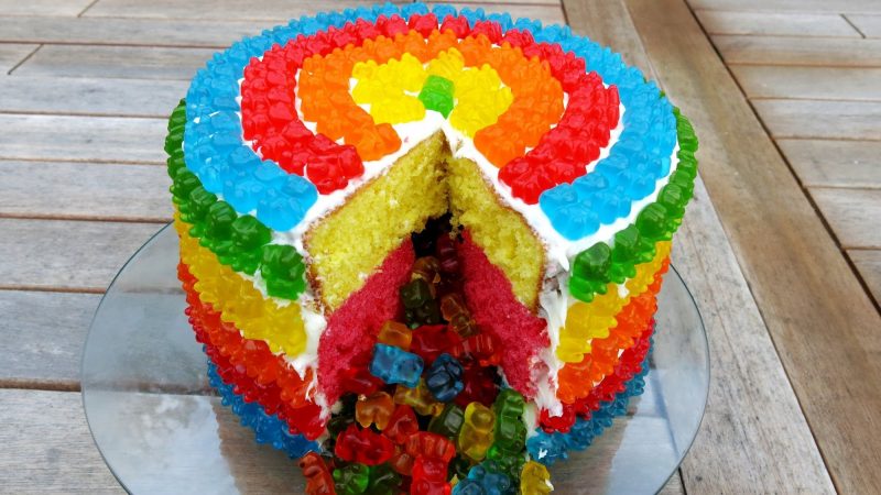 Spannende Torte Aus Gummibrchen Fotos