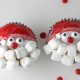 Weihnachtsmann basteln Cupcakes verzieren
