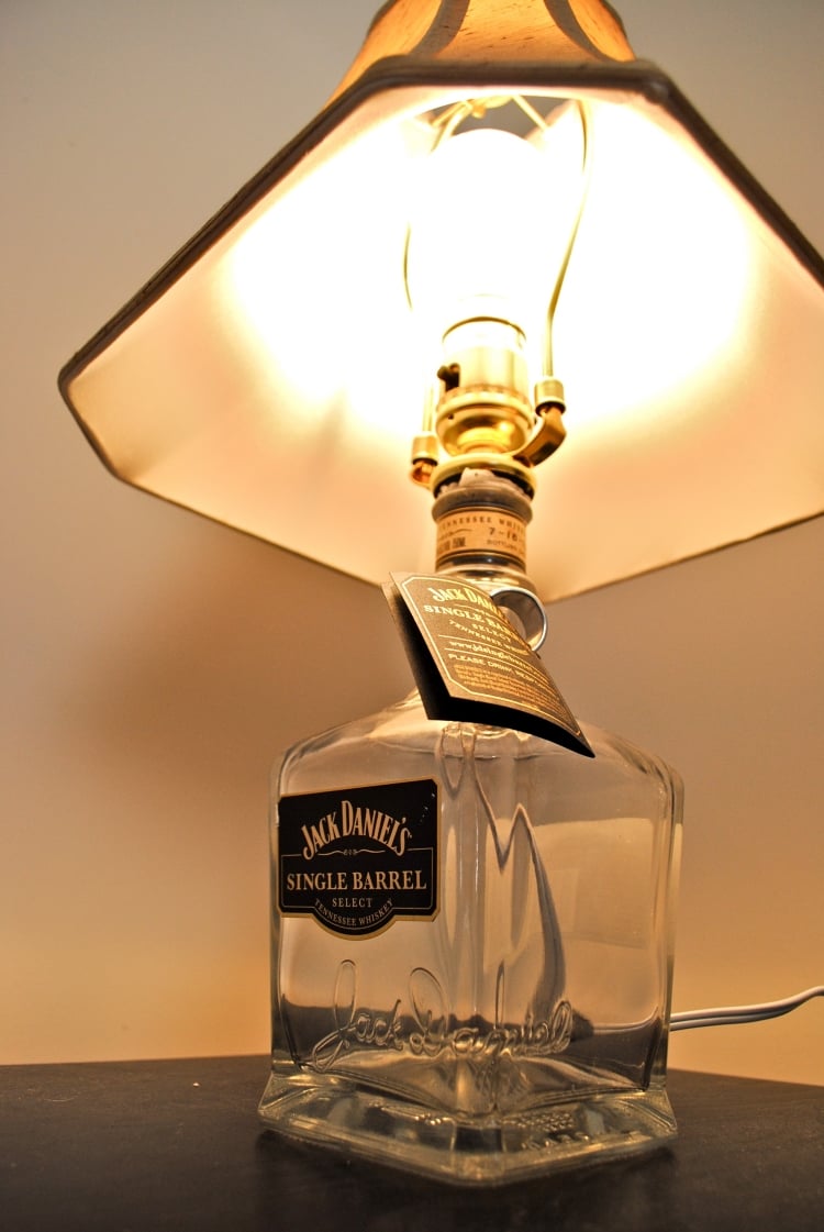 Lampe aus Flaschen Stehlampe Lampenschirm Whiskey Flasche