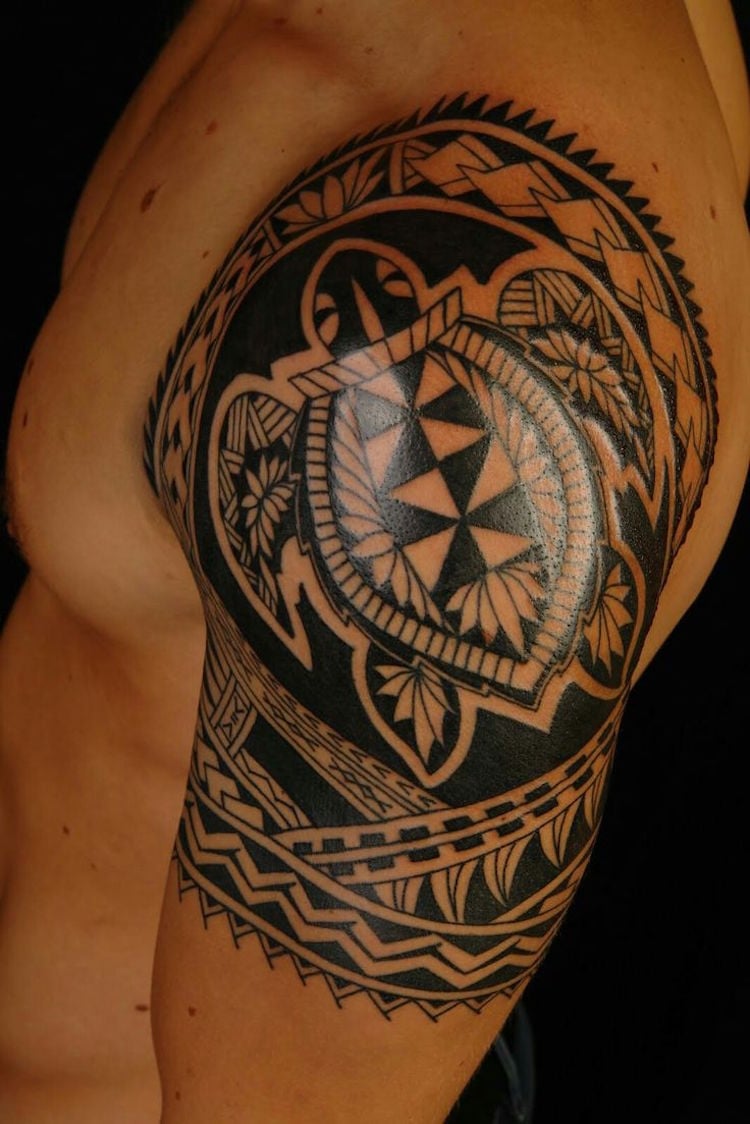 coole Tattoos für Männer Schildkröte Maori