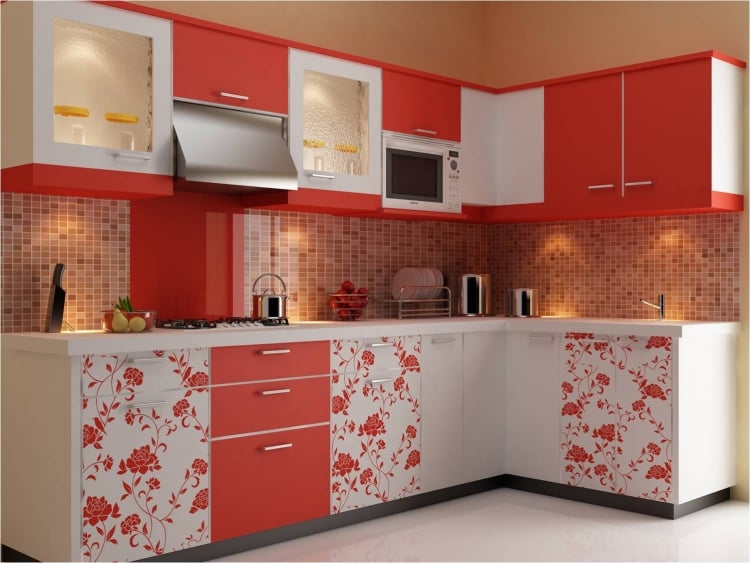 Küche Wandfarbe Hellbraun rote Akzente