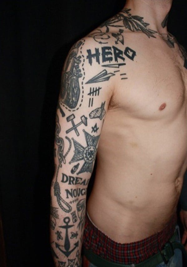 Tattoo Arm Mann verschiedene Symbole