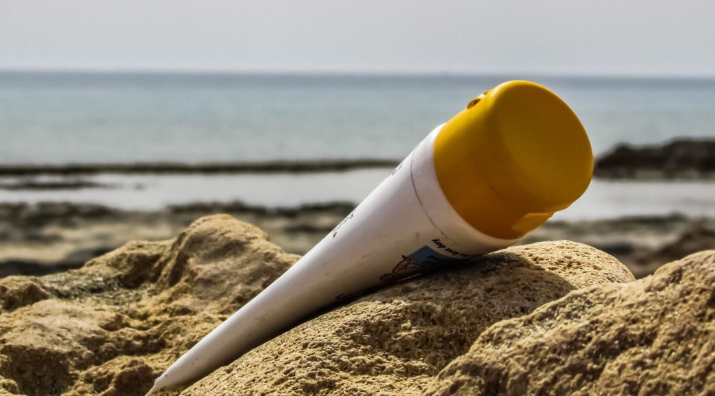 Sonnenschutz Creme Strand gegen UV-Strahlen