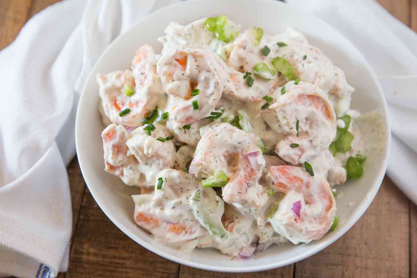 Shrimps Rezepte cremiger Salat zubereiten schmackhaft