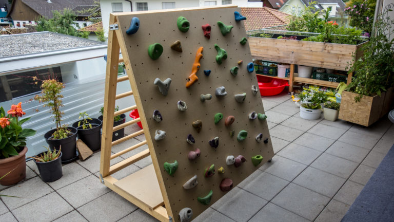 Klettergerüst selber bauen oder kaufen Was sollte man beachten?