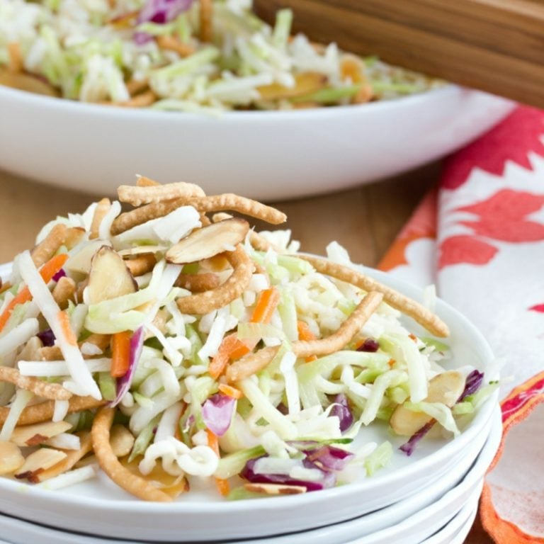 Yum Yum Salat: 3 Rezepte für das leckere asiatische Salat mit Nudeln ...