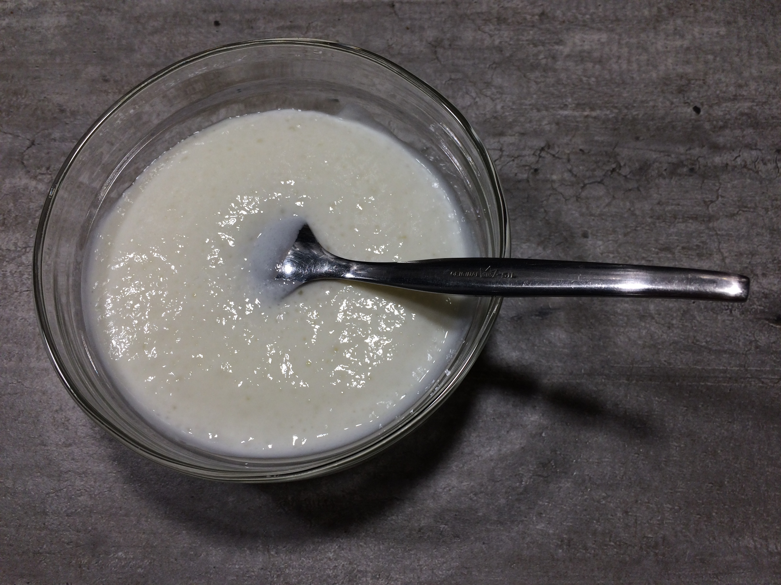 Joghurt mit Backsoda gegen Halsschmerzen