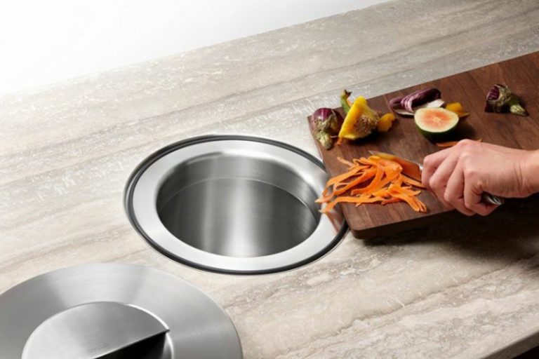 Mülleimer Küche verbergen - praktische und moderne Ideen