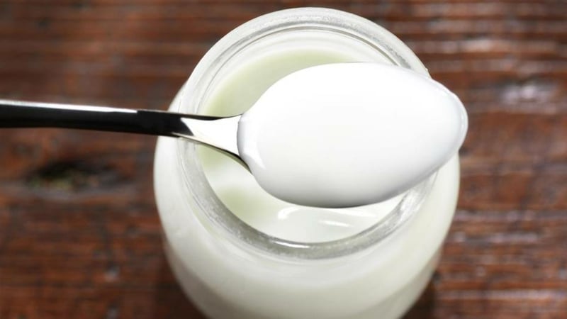 Feuchtigkeitsmaske selber machen mit Joghurt