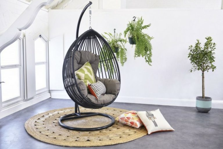 Hängesessel mit Gestell: moderne Designs für ultimativen Sitzkomfort