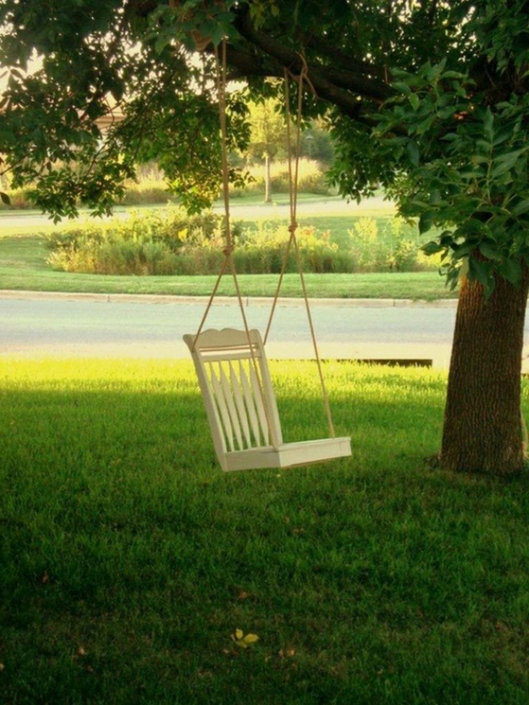 Gartenschaukel: tolle Designideen für den Außenbereich