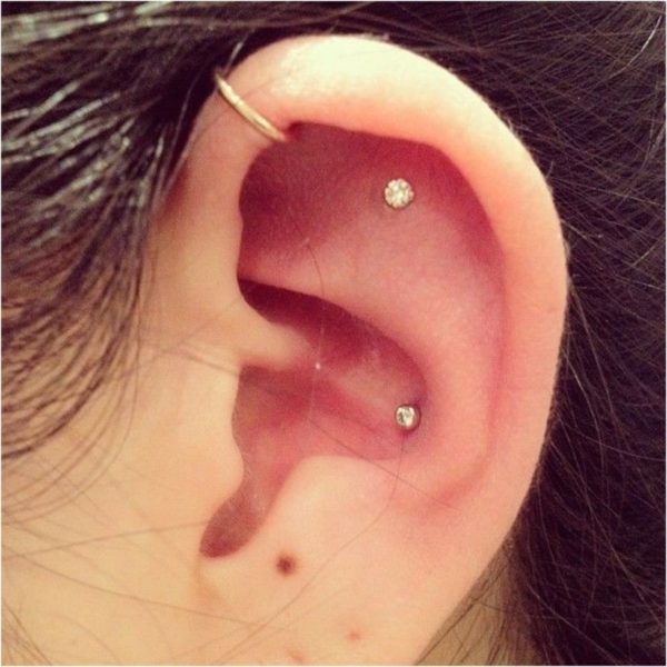 Flat Piercing Alles über den neuen OhrPiercing Trend ZENIDEEN