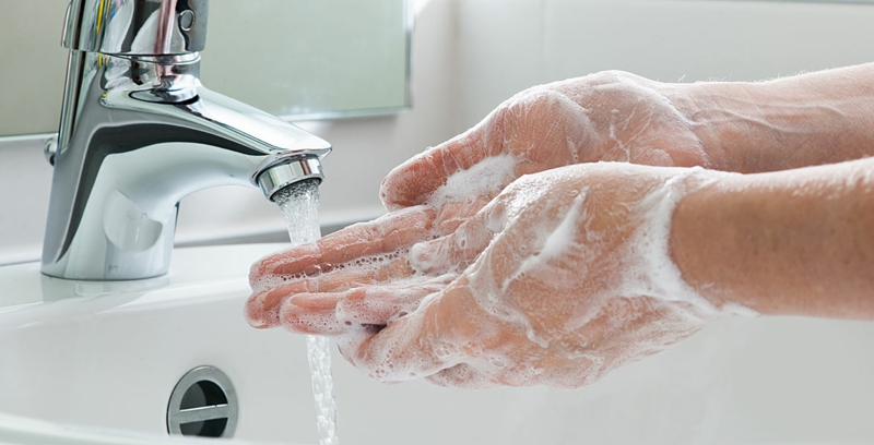 Händewaschen mit Seife regelmäßig