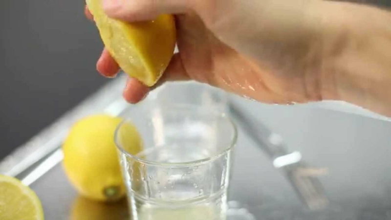 Zitrone auspressen Kuchen backen