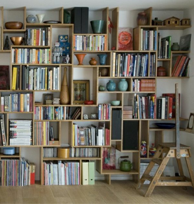 Bücherregal bauen kreative DIY Ideen