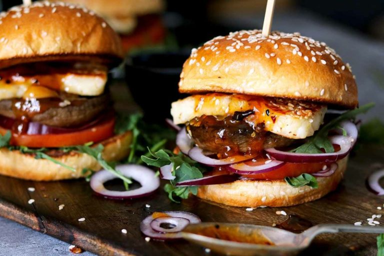 Halloumi Burger zubereiten super leckeres Rezept mit HonigSenfSauce