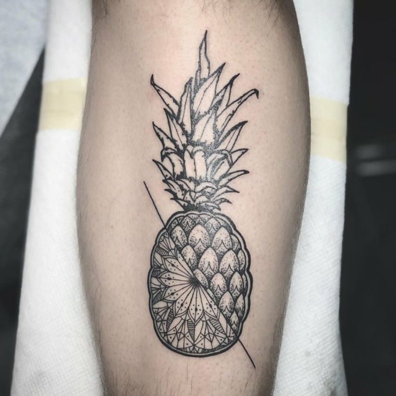 Mandala Tattoo originelle Idee Ananas