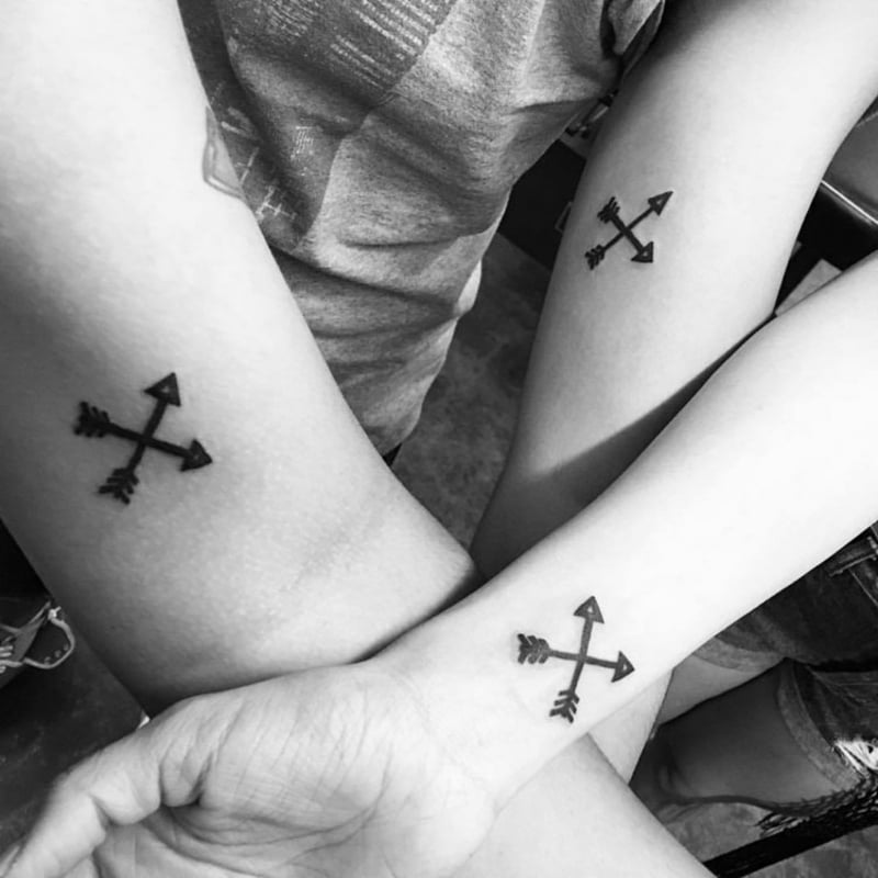 Tattoo Freundschaftspfeile Hand