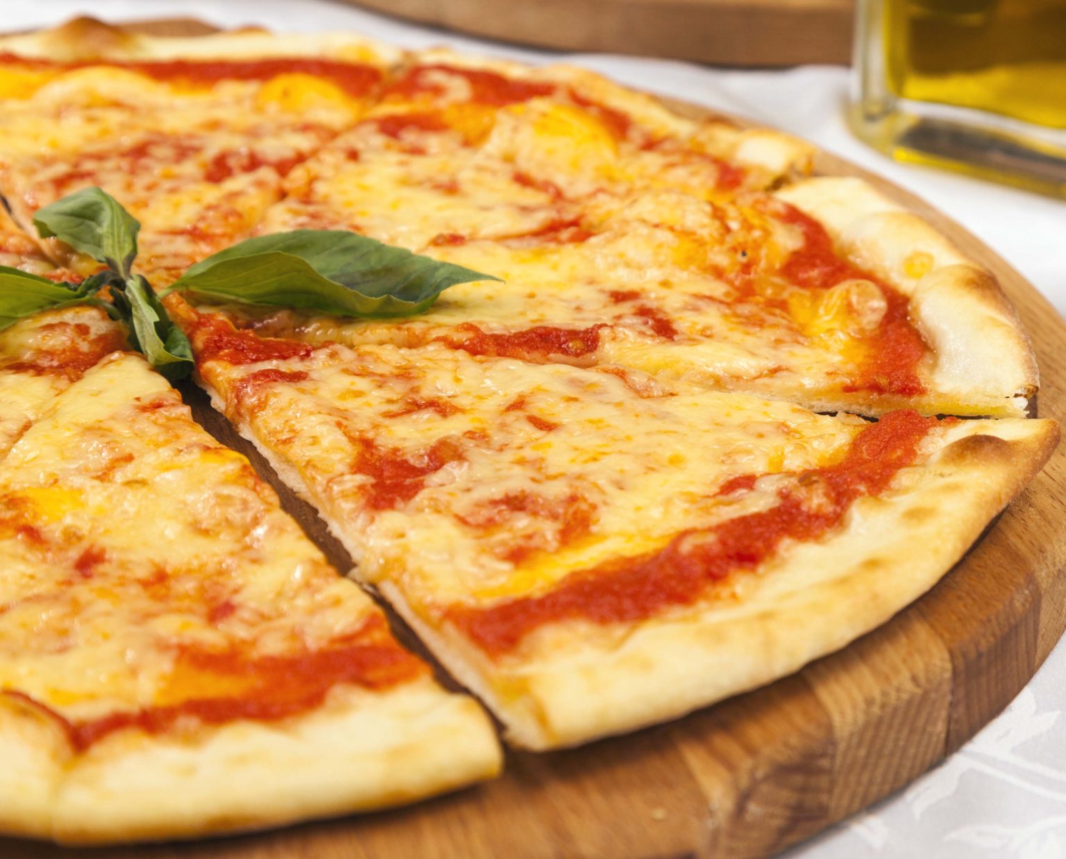 Pizza Margherita: das Originalrezept für die italienische Spezialität ...