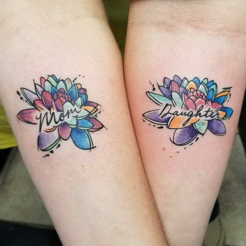 Tattoo Lilie Mutter und Tochter