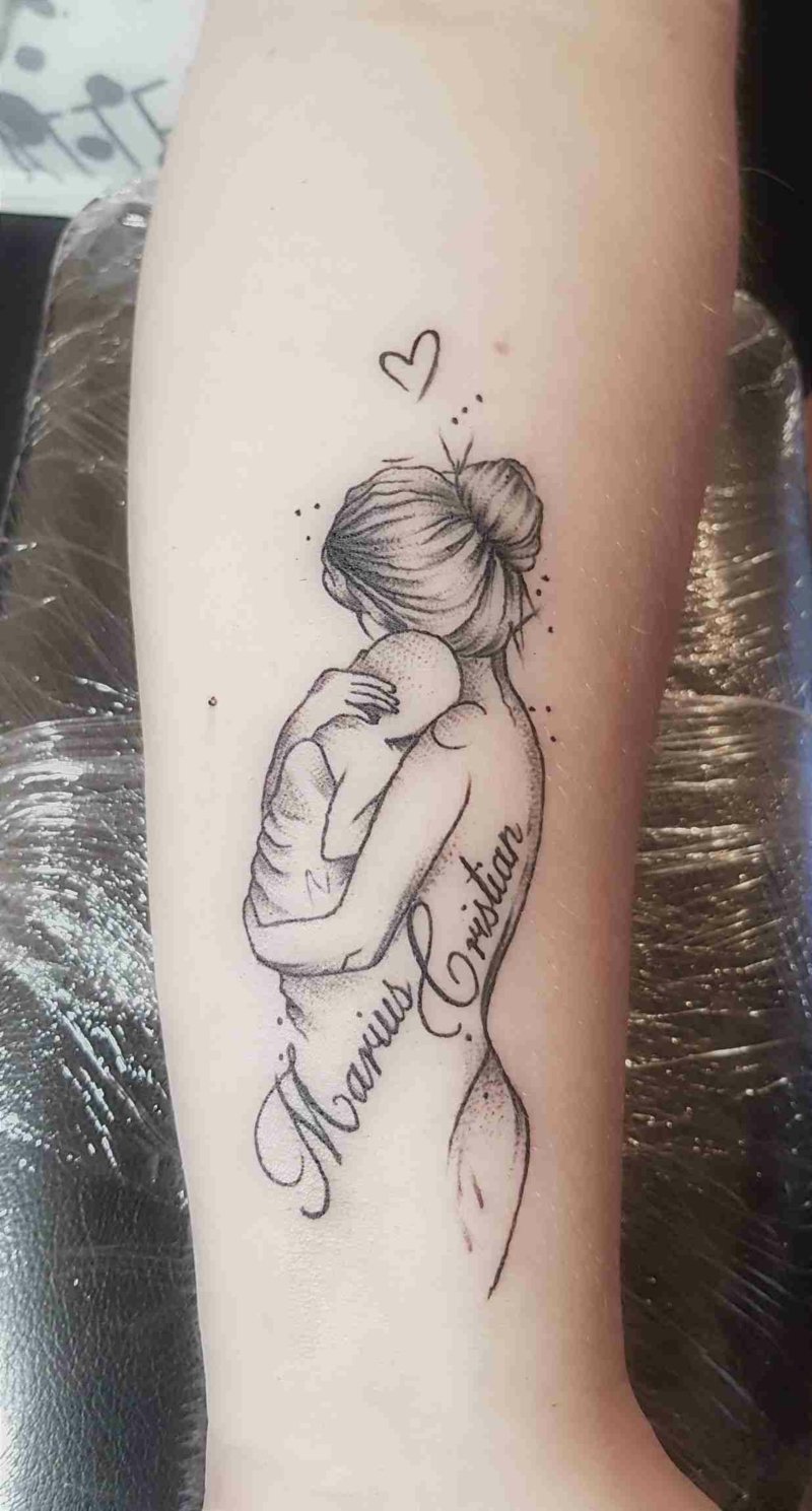 Tattoo Mutter Baby Unterarm