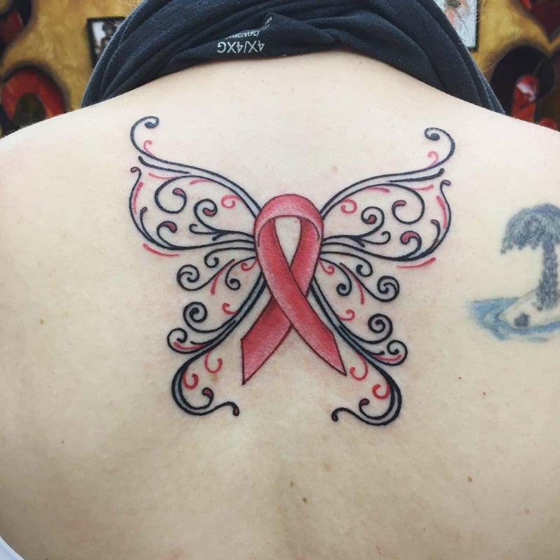 Tattoo interessant Schmetterling Brustkrebs