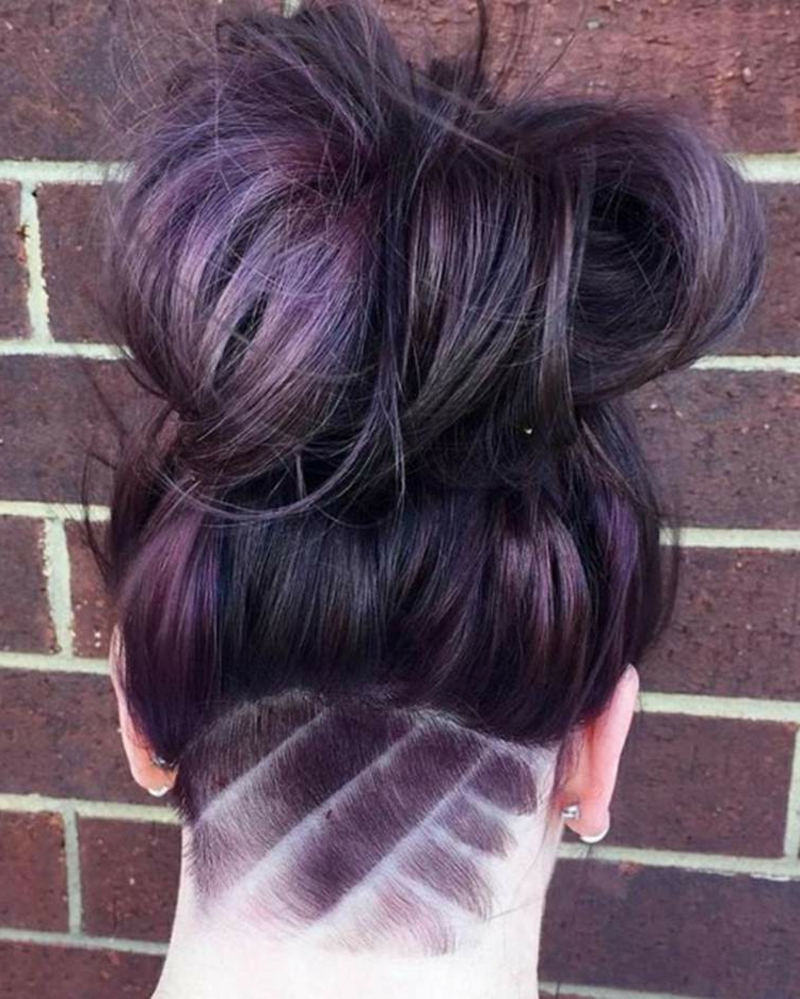 Undercut Nacken Muster Haarfarbe Violett