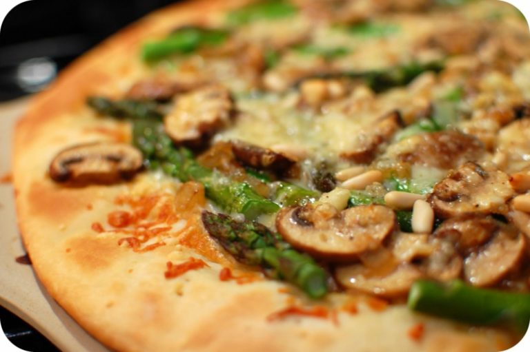 3 himmlisch leckere Rezeptideen für Pizza mit Gorgonzola - ZENIDEEN
