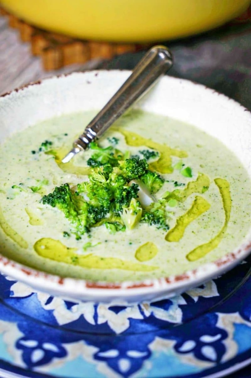 Suppe passieren Brokkoli