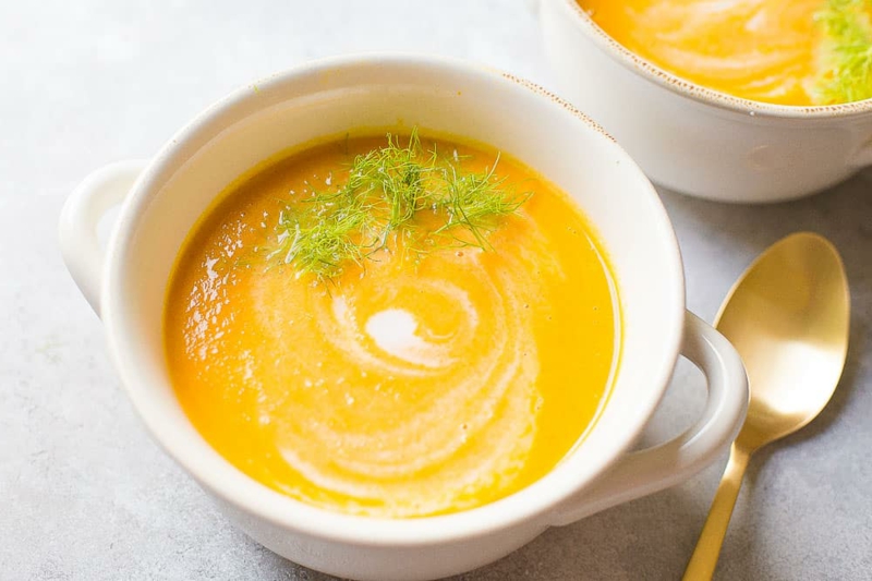 Suppe passieren Karottensuppe