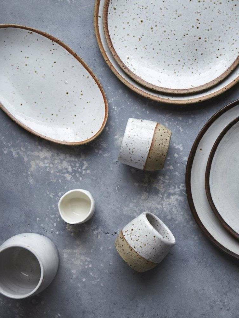 Keramik Geschirr Tassen minimalistisch
