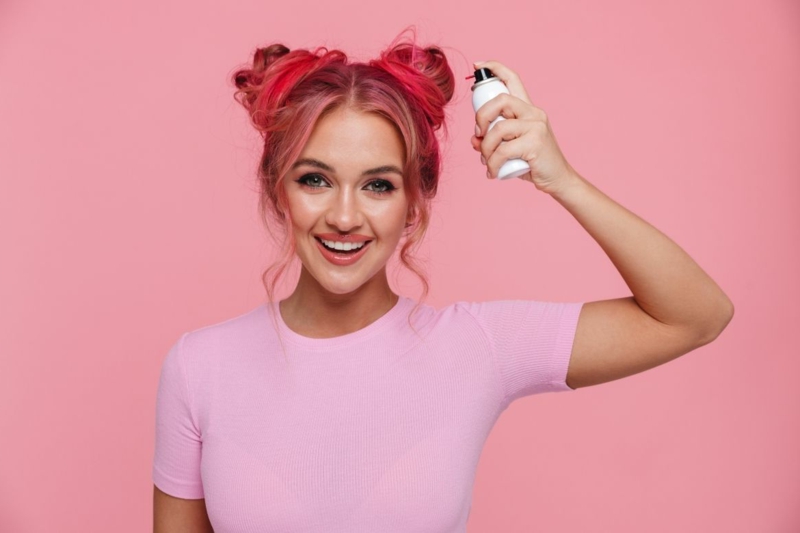 Haare rosa färben zu Hause hilfreiche Tipps