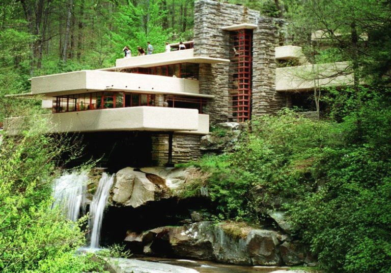 Das Fallingwater House von Frank Lloyd Wrigt: Interieur & Geschichte