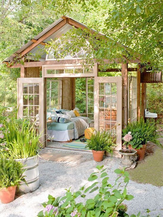 Welche Materialien sind für ein Gartenhaus am besten geeignet?