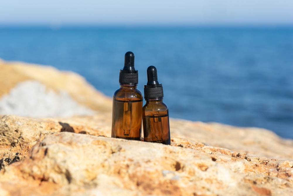 3 ätherische Öle für die beste Hautpflege im Sommer